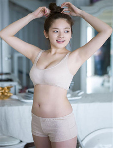 《私密按摩女性3-亚洲AV久久无码精品夜夜挺》