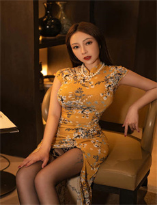 《挪威的森林截了4分59秒视频-女人迈开腿让男生拔萝卜视频》